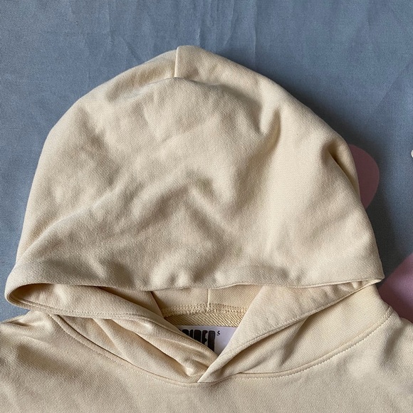 Sp5der Long Sleeved Hooded Spider Print Sweatshirt - Picture 2 of 6